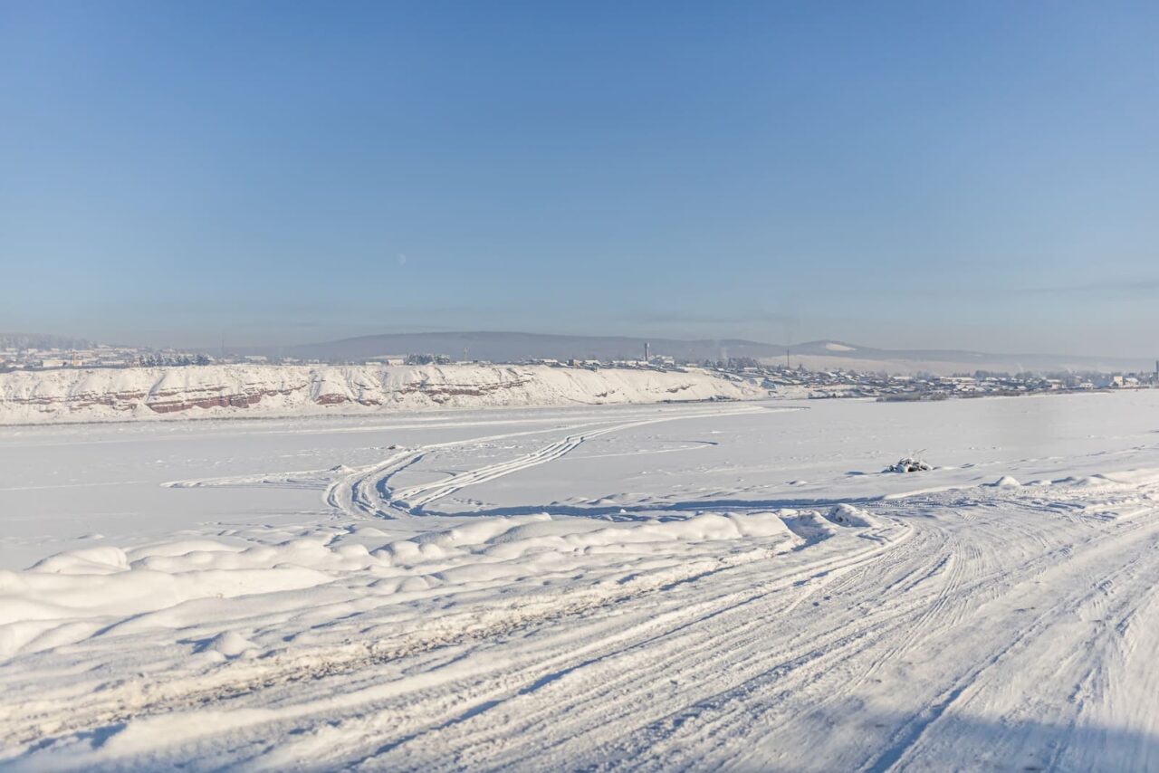 Около деревни Карлук Иркутской области 